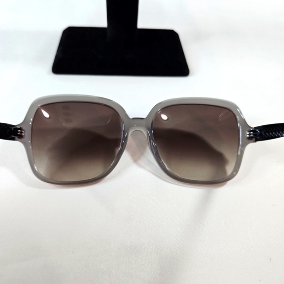 Bottega Veneta Smokey Gray Sunglasses - Picture 5 of 7